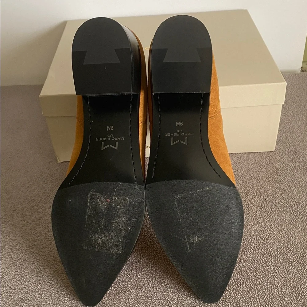 NIB Marc Fisher • Yolli Pointed Ankle Suede Bootie - Picture 5 of 5